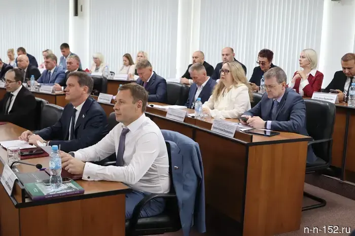 Евгений Чинцов представил отчет о деятельности Думы Нижнего Новгорода за 2025 год.