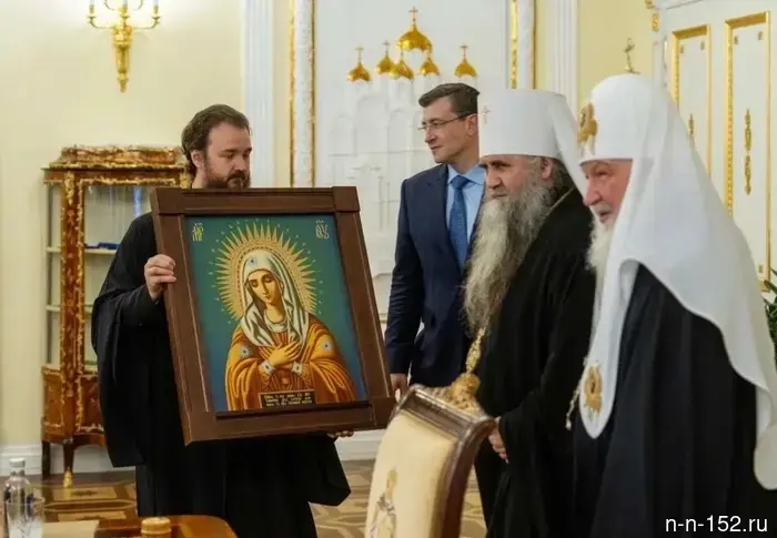 Глеб Никитин провел переговоры с Патриархом Кириллом по вопросам демографии и поддержки молодежи.