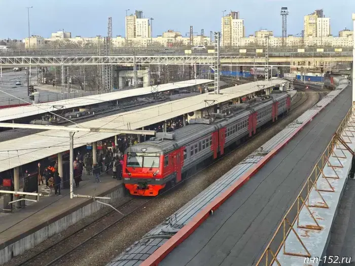 Учащиеся школ и студенты Нижегородской области смогут пользоваться электричками со скидкой 50%.