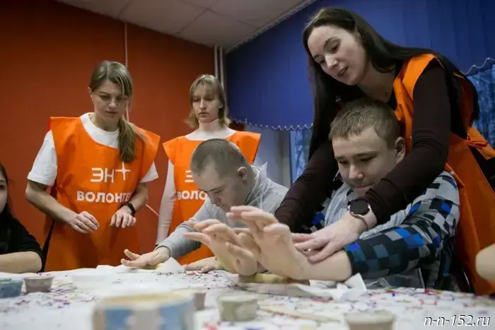 En+ volunteers created an atmosphere of warmth, support, and New Year’s magic for children.