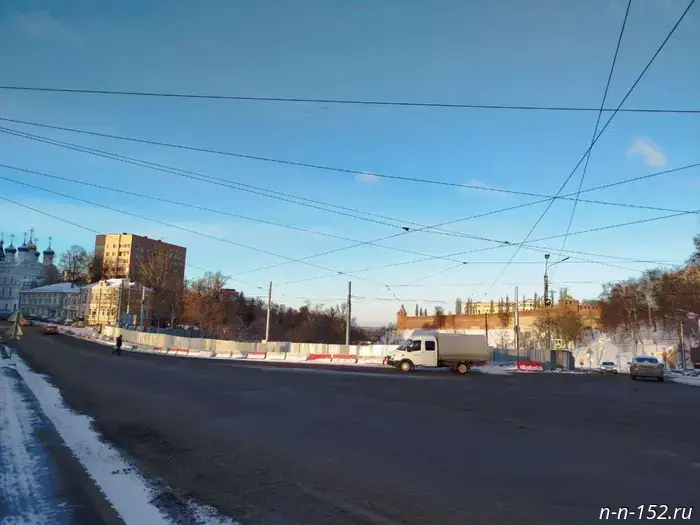 The Lykov Dam was opened to traffic after repairs to the tram tracks.