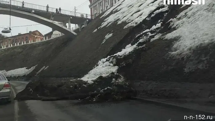 A landslide occurred on Zelensky Street in Nizhny Novgorod: all traffic has been closed.