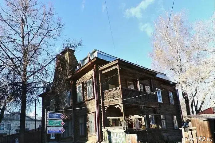 Three more historic houses are being seized from their owners in central Nizhny Novgorod.