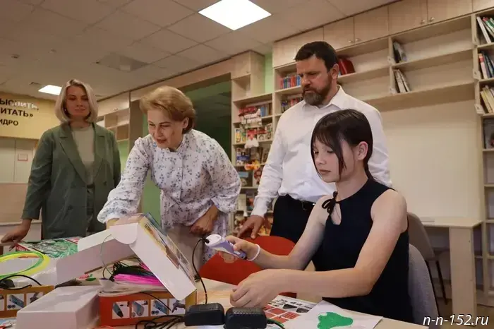 The party’s parachute team assessed the progress of the People's Program of United Russia in the Sechenovsky district.