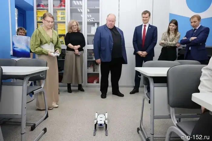 The Deputy Governor Checherin spoke with students of "Professionalism" from Dzerzhinsk.