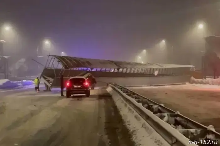 A new pedestrian overpass will be built in the Dalnekonstantinovsky District.