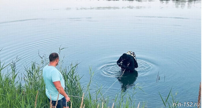 Teenager drowned in a pond at a recreation center in the Dalnekonstantinovsky district; rescuers recovered the body.