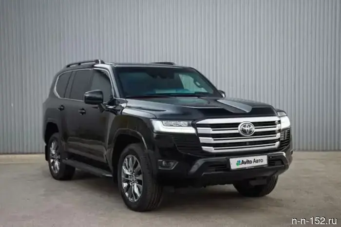 В Нижнем Новгороде продается Cadillac Романа Абрамовича за 16,6 миллиона рублей.