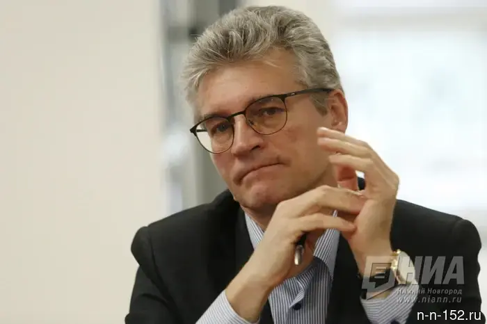 Евгений Семенов: «Низкий уровень доверия частного сектора к власти уменьшает желание участвовать в сотрудничестве».