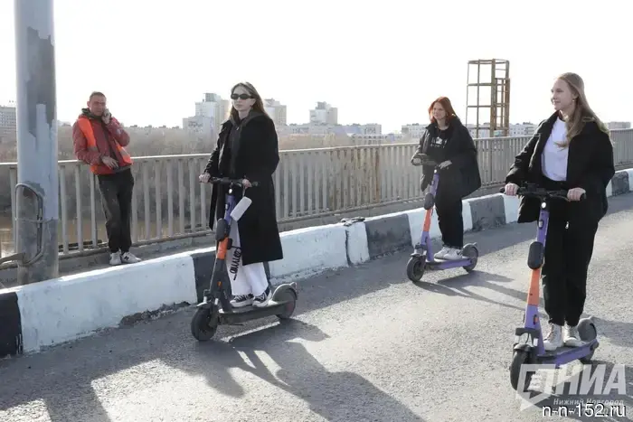 The scooter rental season has started in Nizhny Novgorod.
