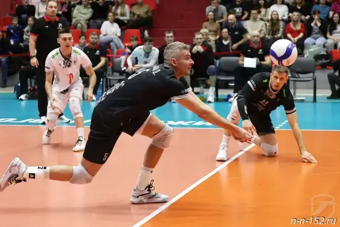 Gorky volleyball players ended their losing streak.