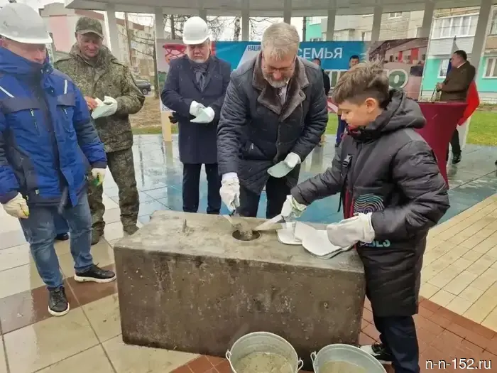 В Володарске началось строительство двух новых учебных заведений.