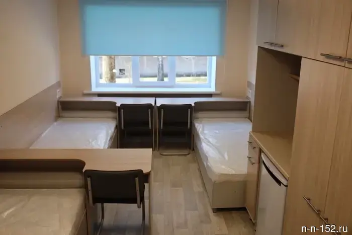 Партийная группа "Единой России" проверила капитальный ремонт общежития ННГАСУ.