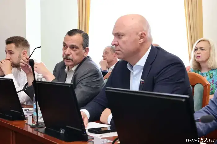 Люлин уверен, что ответственный бизнес заключается не только в получении прибыли, но и в участии в развитии общества.