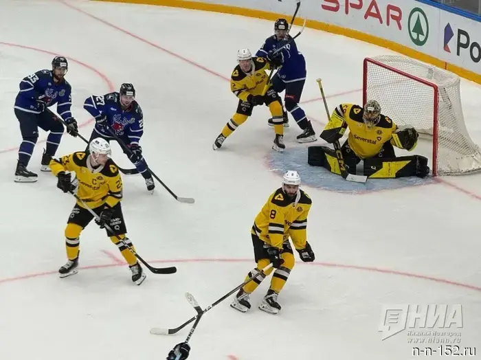 Нижегородское "Торпедо" одержало преимущество в серии плей-офф над "Северсталью".