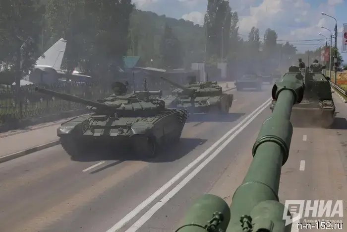 What the Victory Parade in Nizhny Novgorod was like in different years: photos