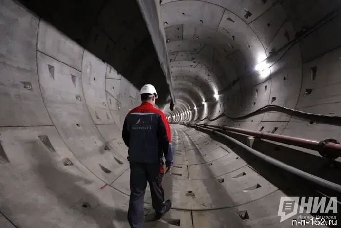 Закончили заливку плиты для метрощитов на улице Горького.