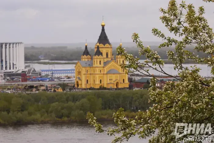 The landscaping of the square near the Alexander Nevsky Cathedral has been postponed to 2026.