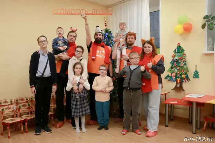 En+ volunteers created an atmosphere of warmth, support, and New Year’s magic for children.